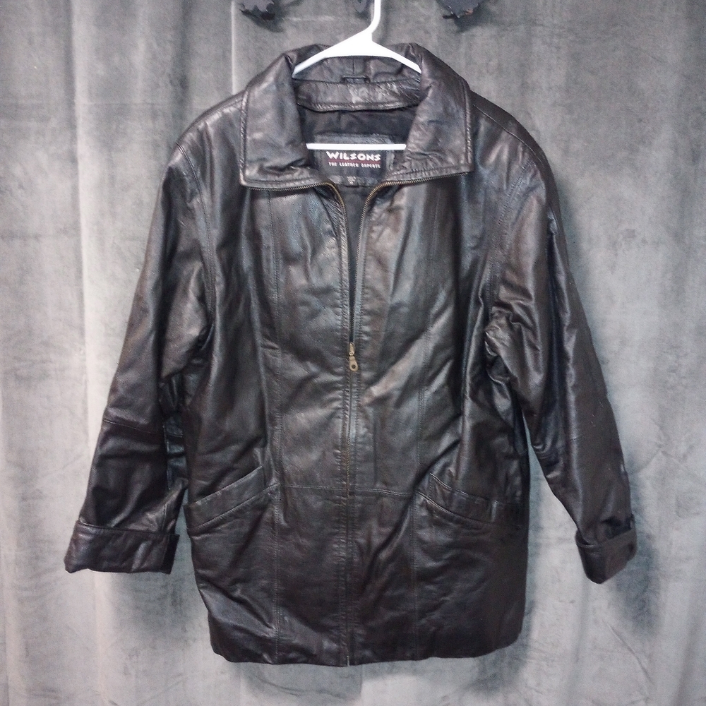 Vintage Wilsons Leather Black Jacket Size Medium EUC P2P    Length